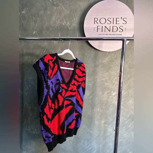 Vintage red and purple sweater vest - Picture 3 of 6